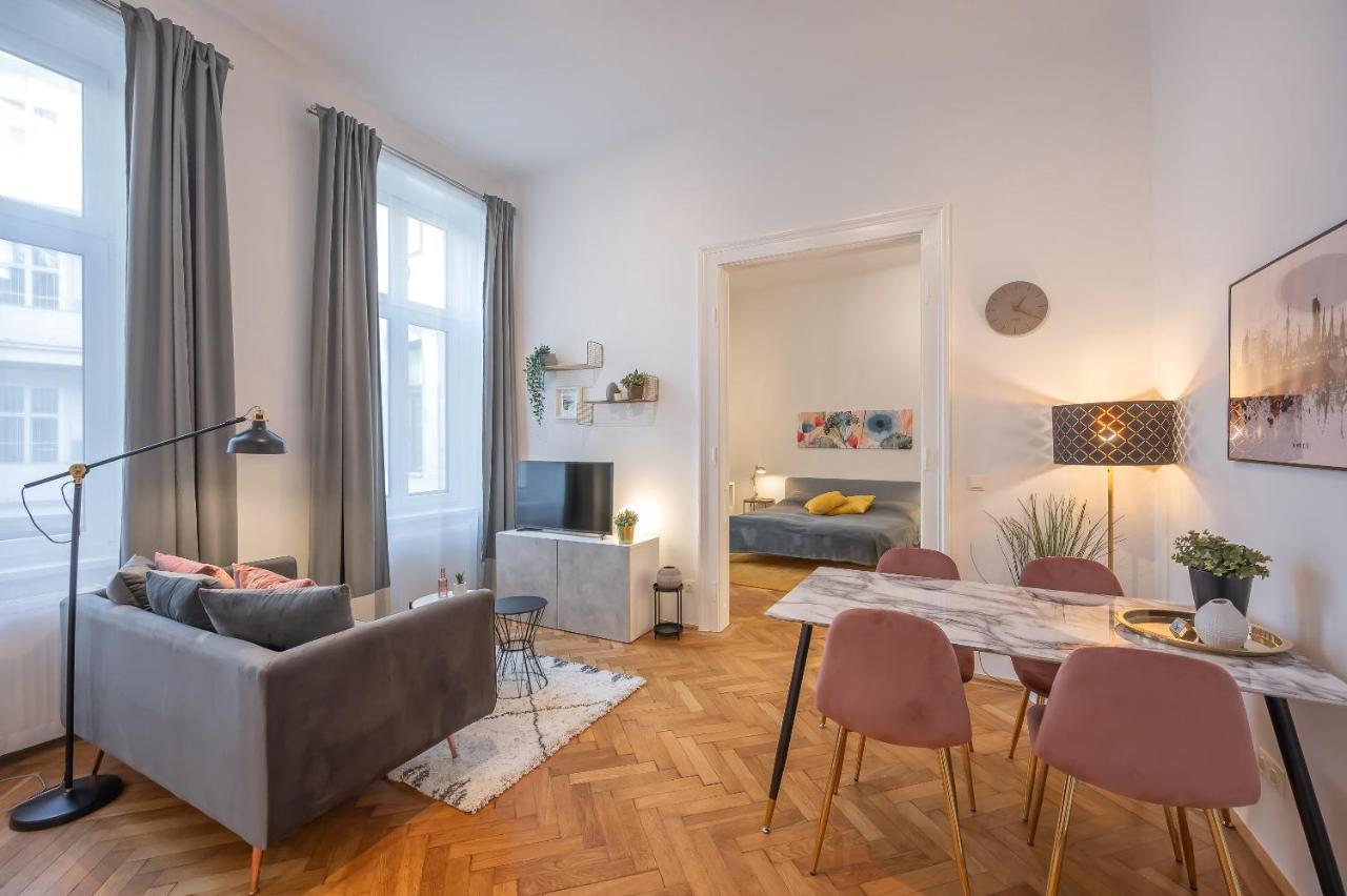 Cosy City Center Apartment Wien Eksteriør billede